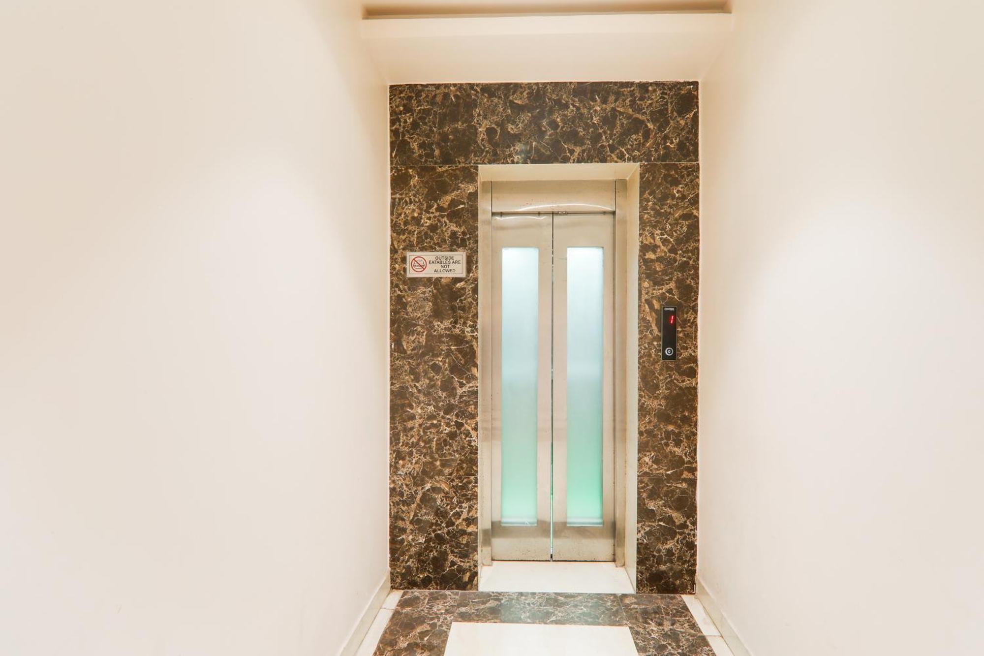 Super Townhouse Viraj Khand Formerly Veridian Inn Chinhat 외부 사진